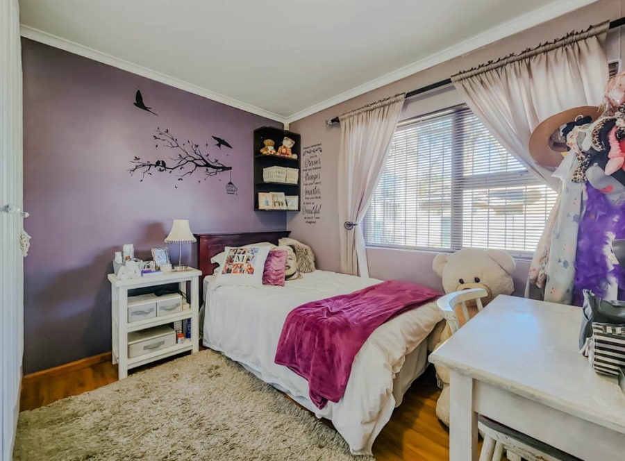 4 Bedroom Property for Sale in Soneike Western Cape